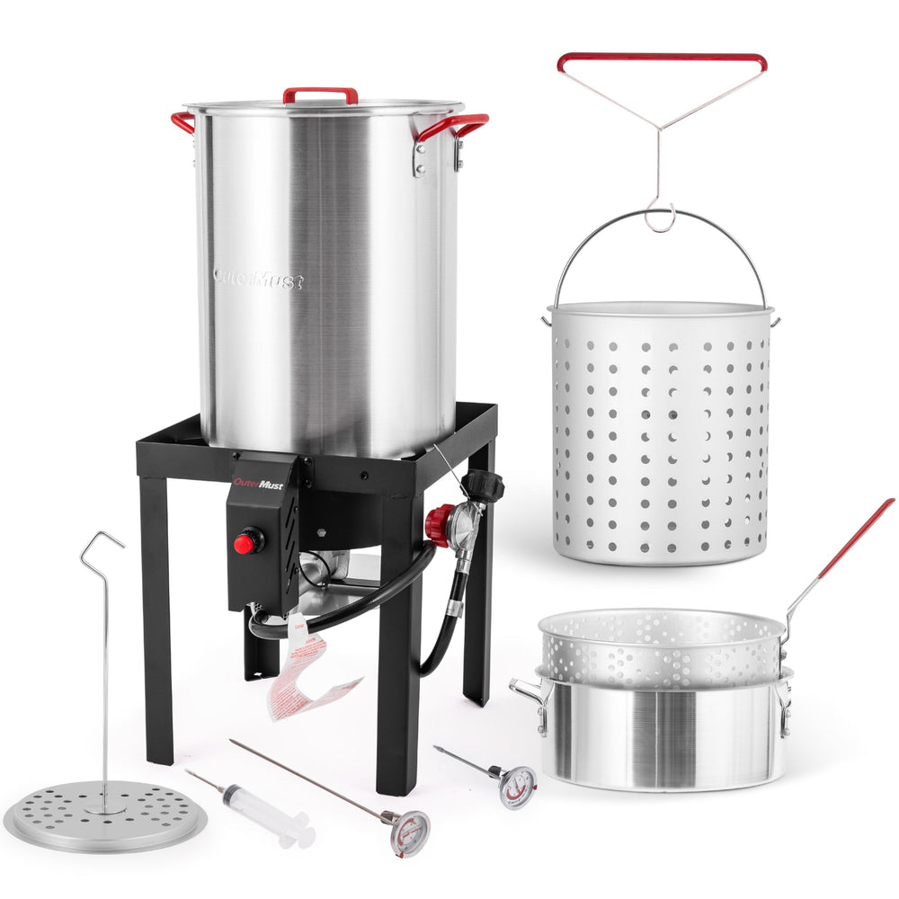 OuterMust 30 qt pot front view showing capacity and sturdy build for big cooks