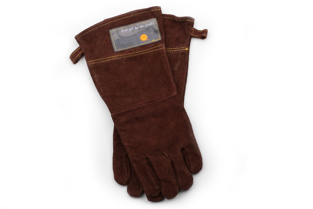 Outset glove detail of reinforced seams for long-lasting durability