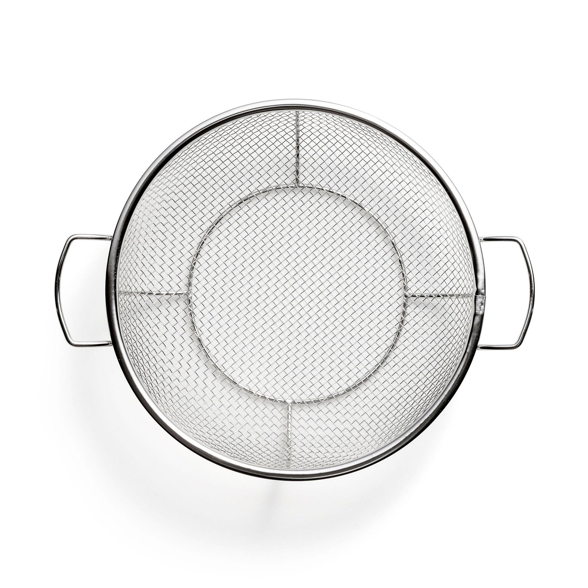 Outset close-up of stainless steel mesh perforations highlighting even heat and smoke flow