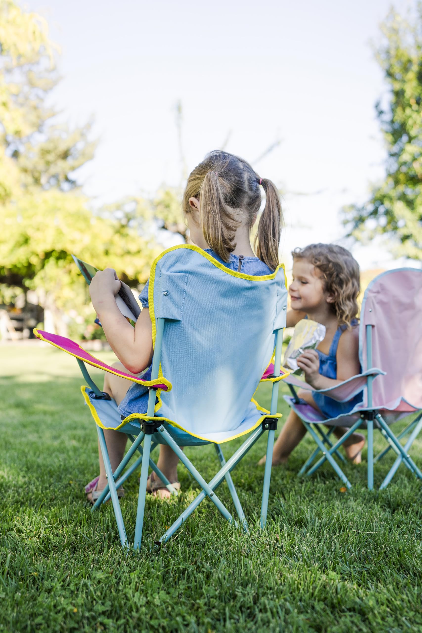 Pacific Play Tents Bailey ABS textured feet close-up for slip resistance benefit