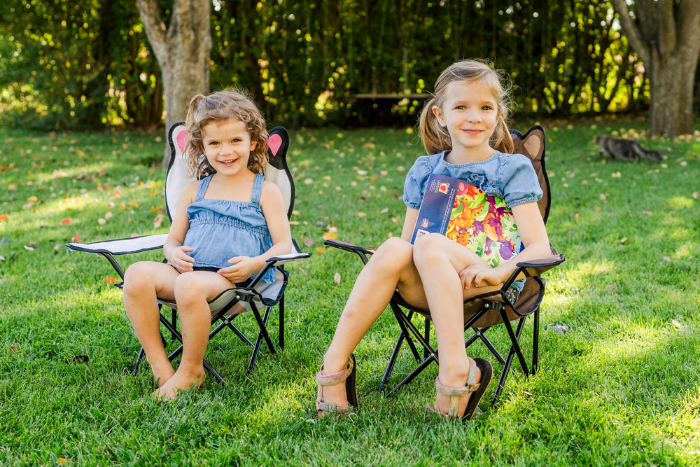 Pacific Play Tents Bernie folded inside included carry bag for easy transport benefit