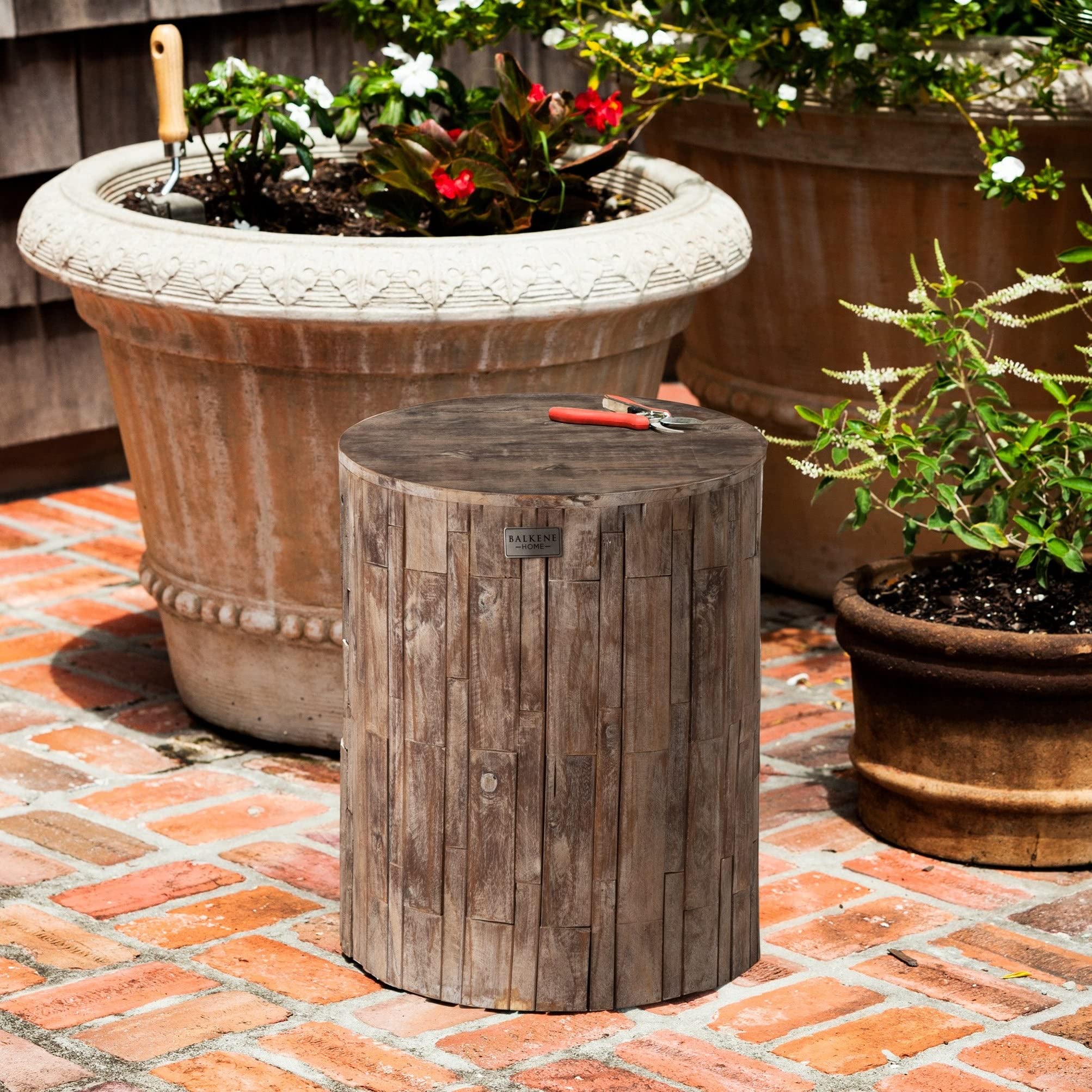 Patio Sense Elyse patina finish detail showing weathered look that hides wear