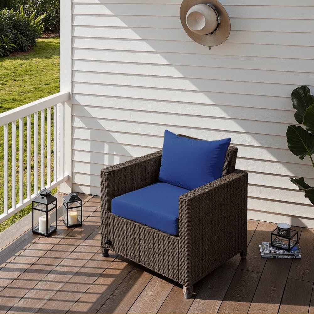 PatioGlow packaging and size label showing included dimensions and easy setup