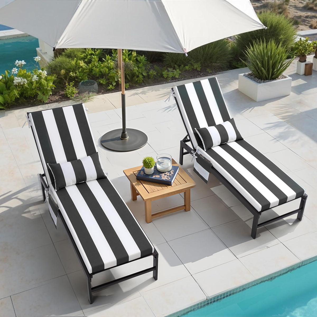 Pellebant front view of both cushions showing fit and style, highlights durability