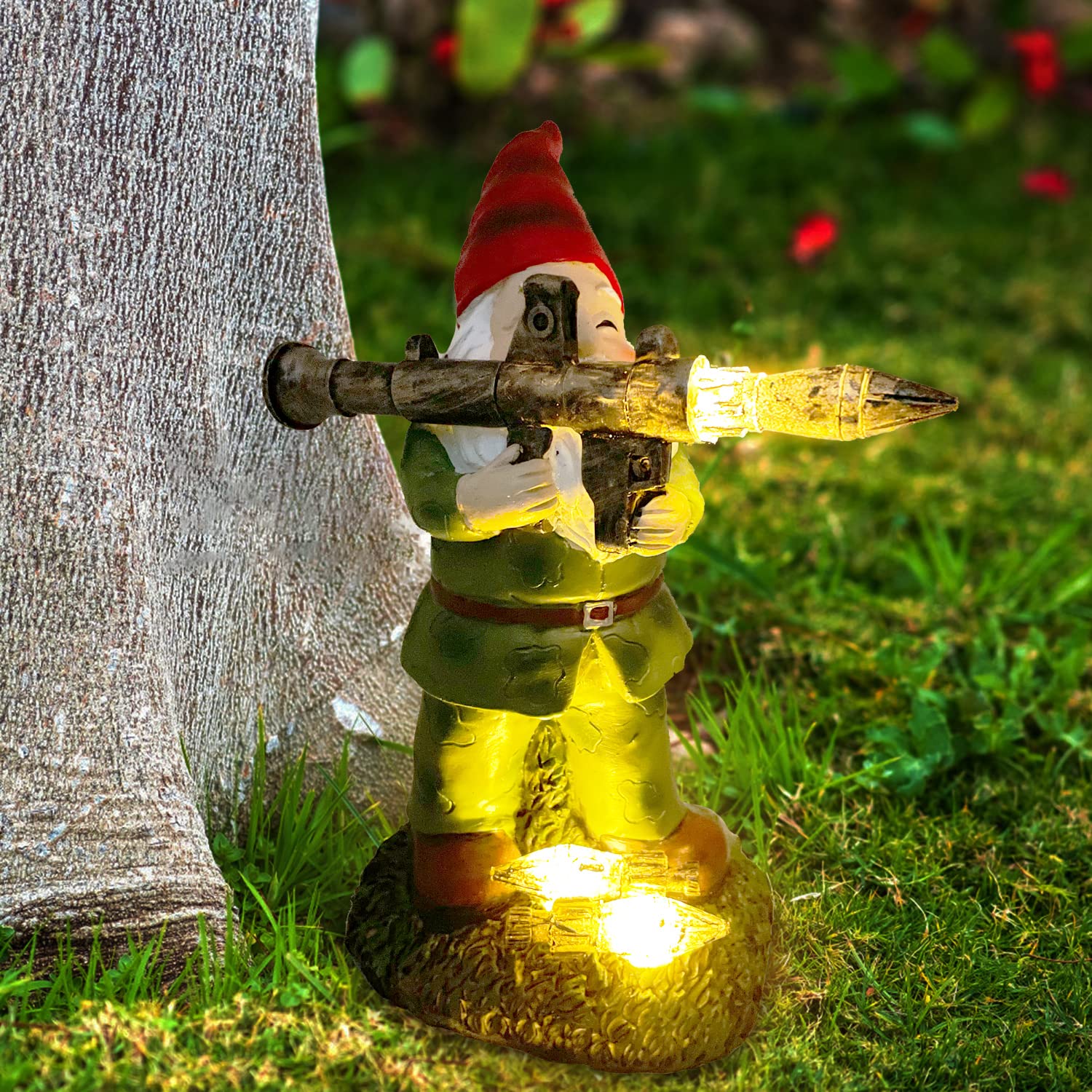 PERFECTOP gnome scale next to plant showing size and placement guidance