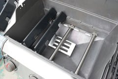 PETKAO porcelain-enameled flavorizer bars detail for even heat and easier cleaning