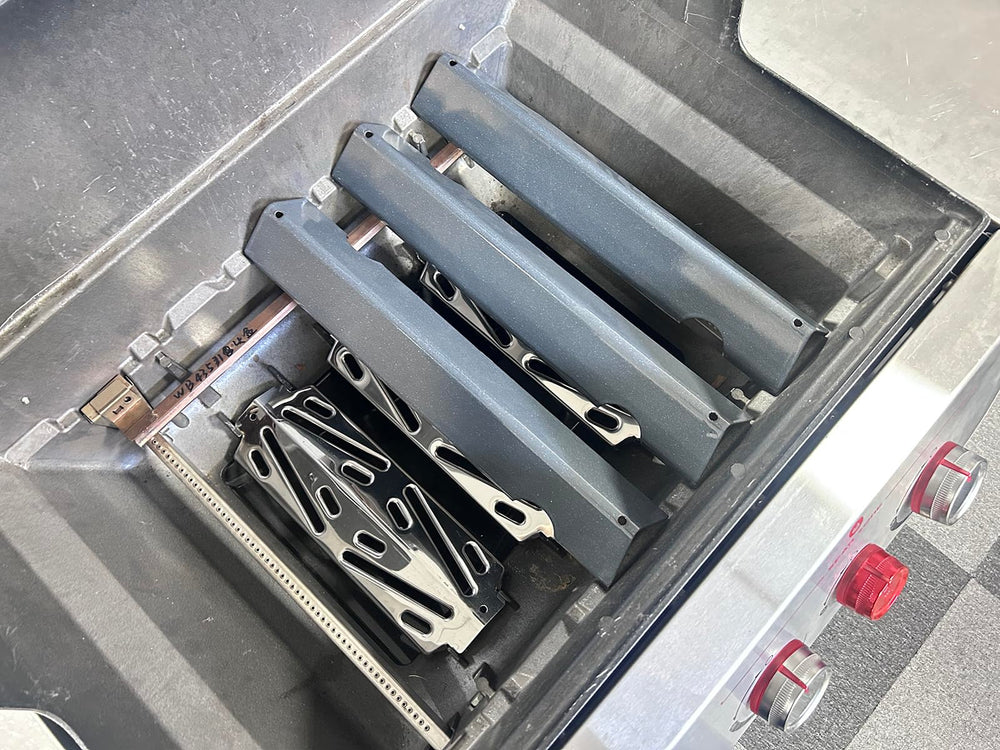 PETKAO flavorizer bars installed in Weber firebox improving heat spread