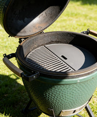 PETKAO set installed in a kamado grill illustrating fit and cooking versatility