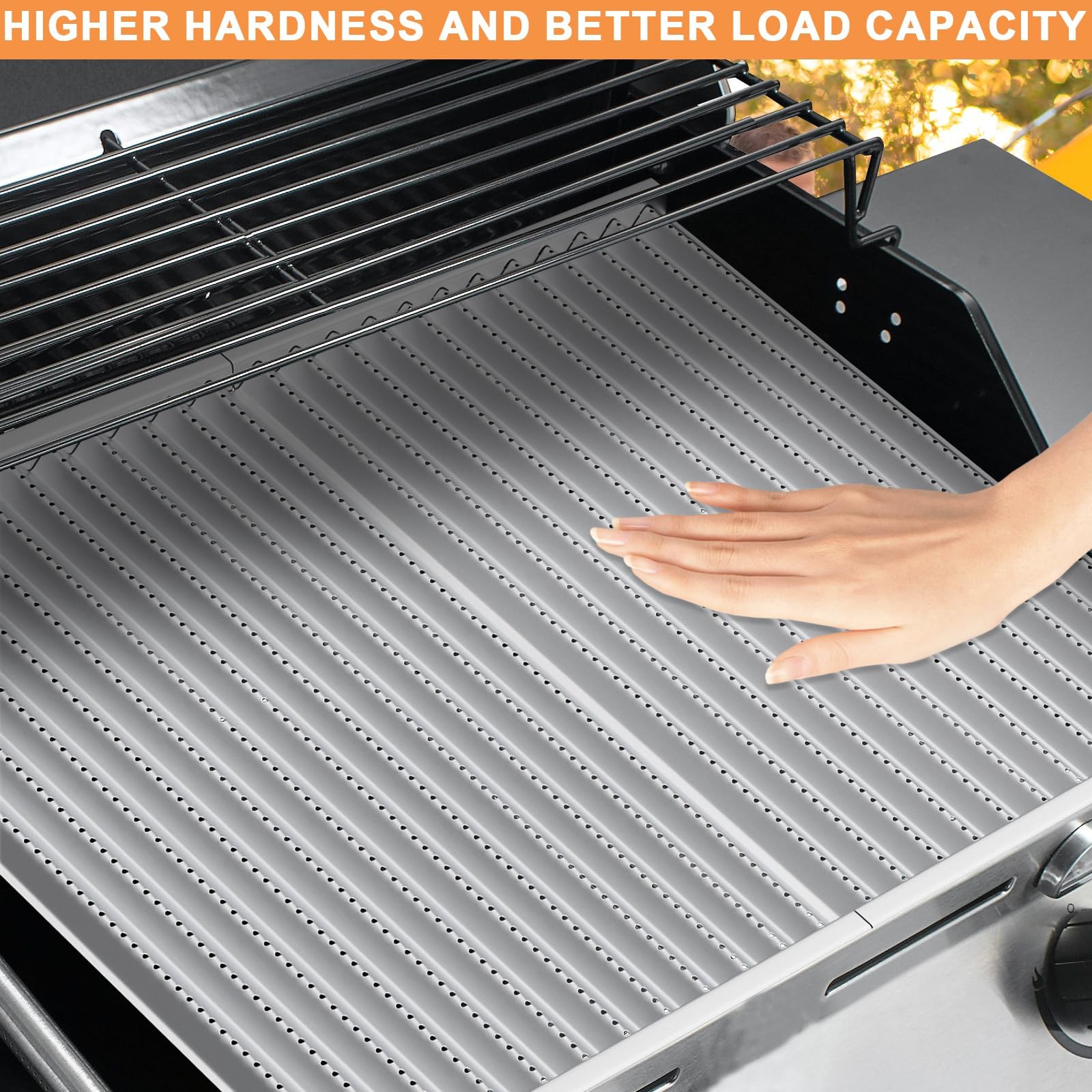 PETKAO stainless finish reflecting light to show rust-resistant benefit