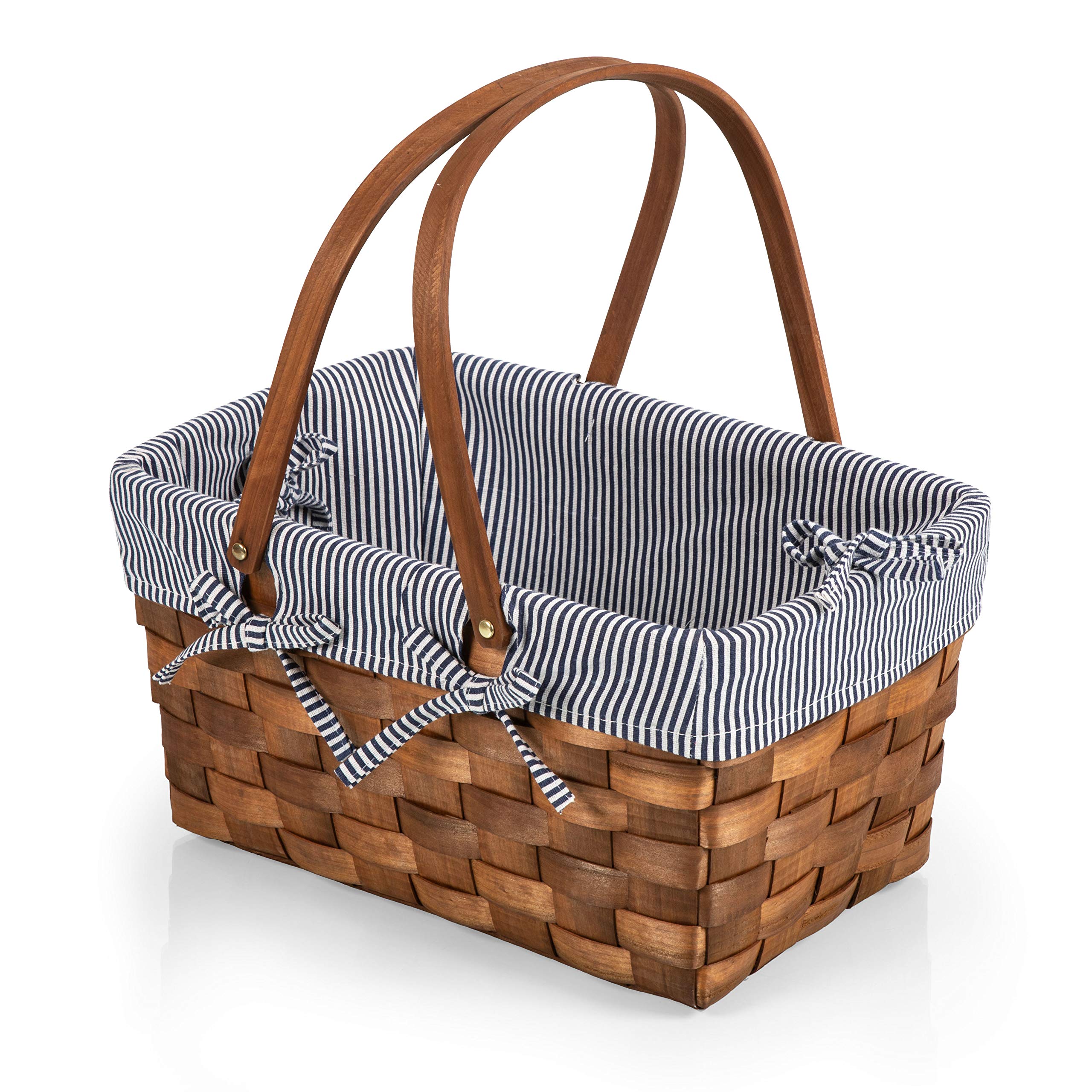 PICNIC TIME polywood lid used as tabletop, provides stable serving surface