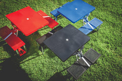 PICNIC TIME Oniva bench seat detail demonstrates sturdy seating