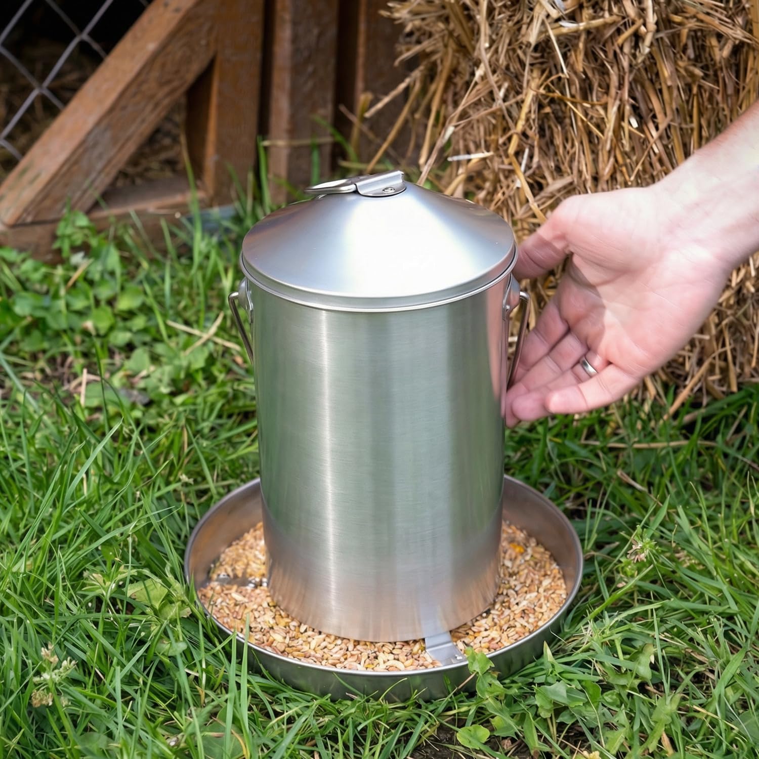 Plexon stainless finish texture resisting corrosion and easy cleaning benefit