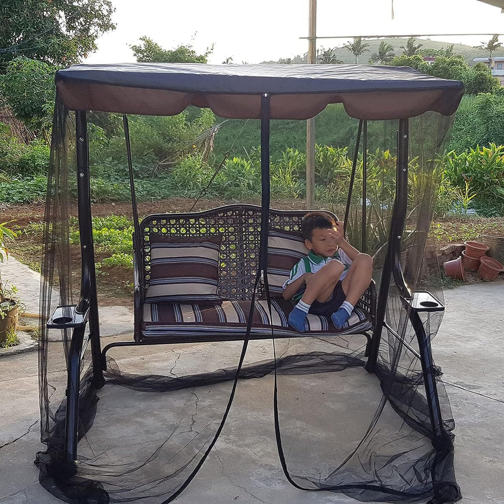 PLUSLEYSC net with person sitting showing true-to-scale coverage