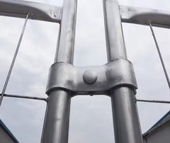 Plutreas clamp mounted on 1-3/8" round rail demonstrating secure fit and stability