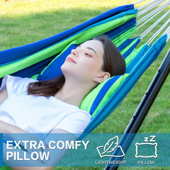 PNAEUT two people relaxing in hammock demonstrating roomy two-person 450 lb capacity