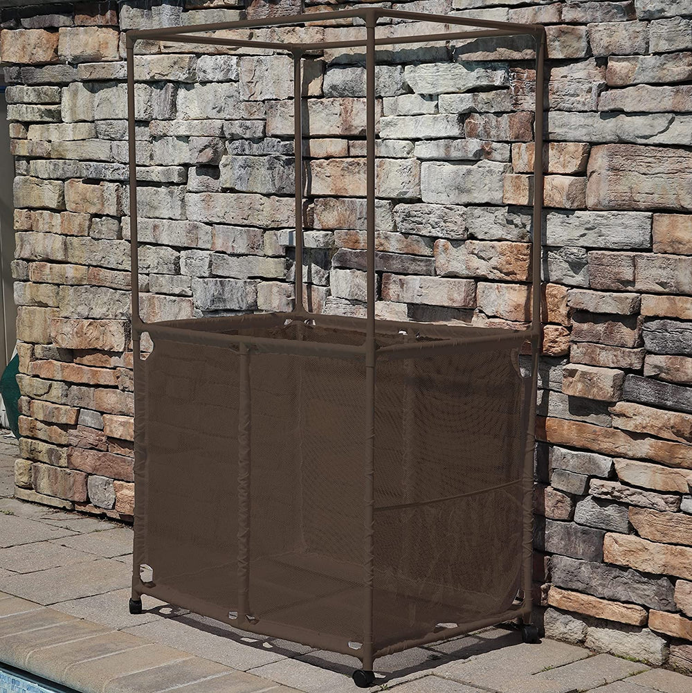 Pool Bins mesh compartment close-up showing durable mesh and quick drainage benefit