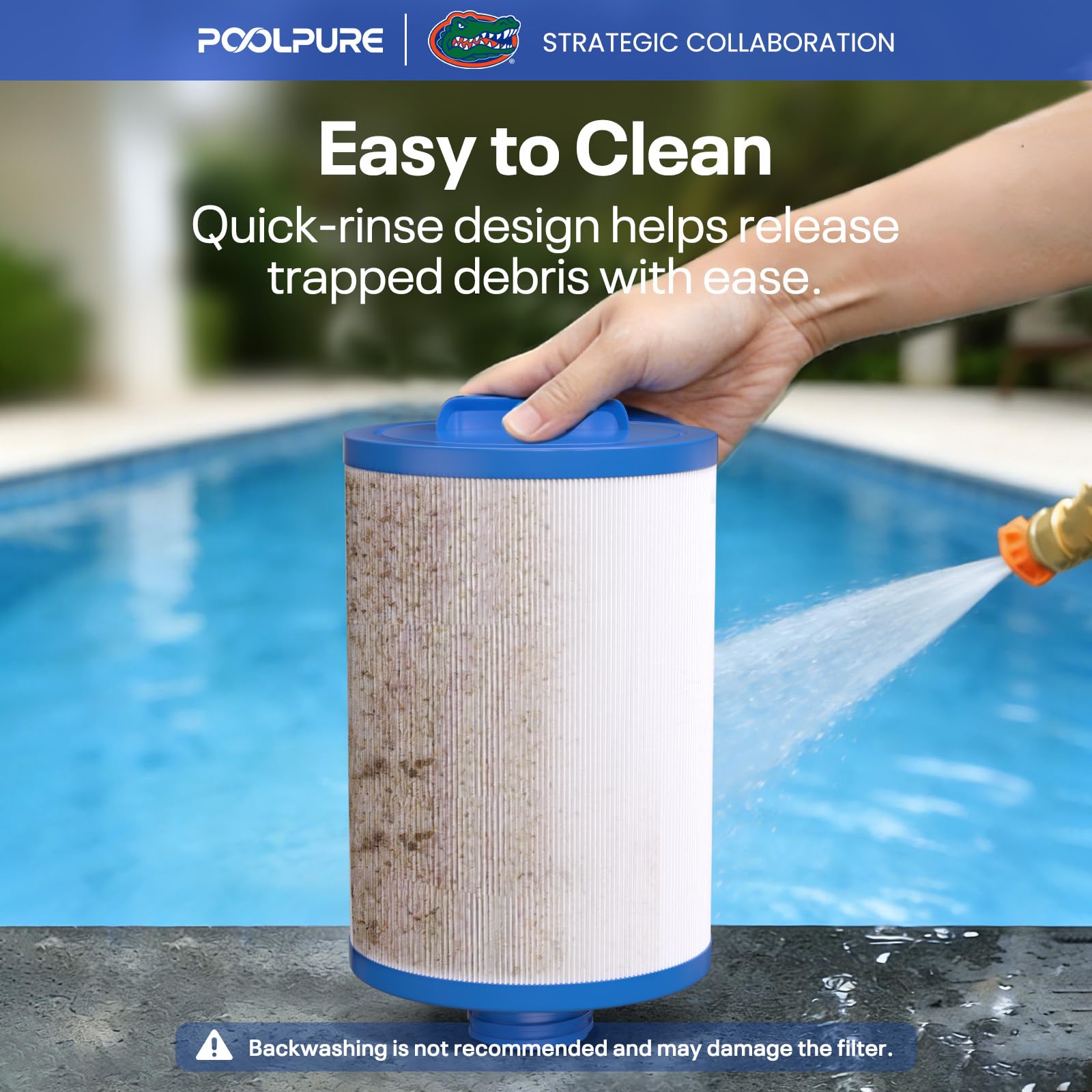 POOLPURE filtro instalado en un spa iluminado ilustrando uso real y agua clara