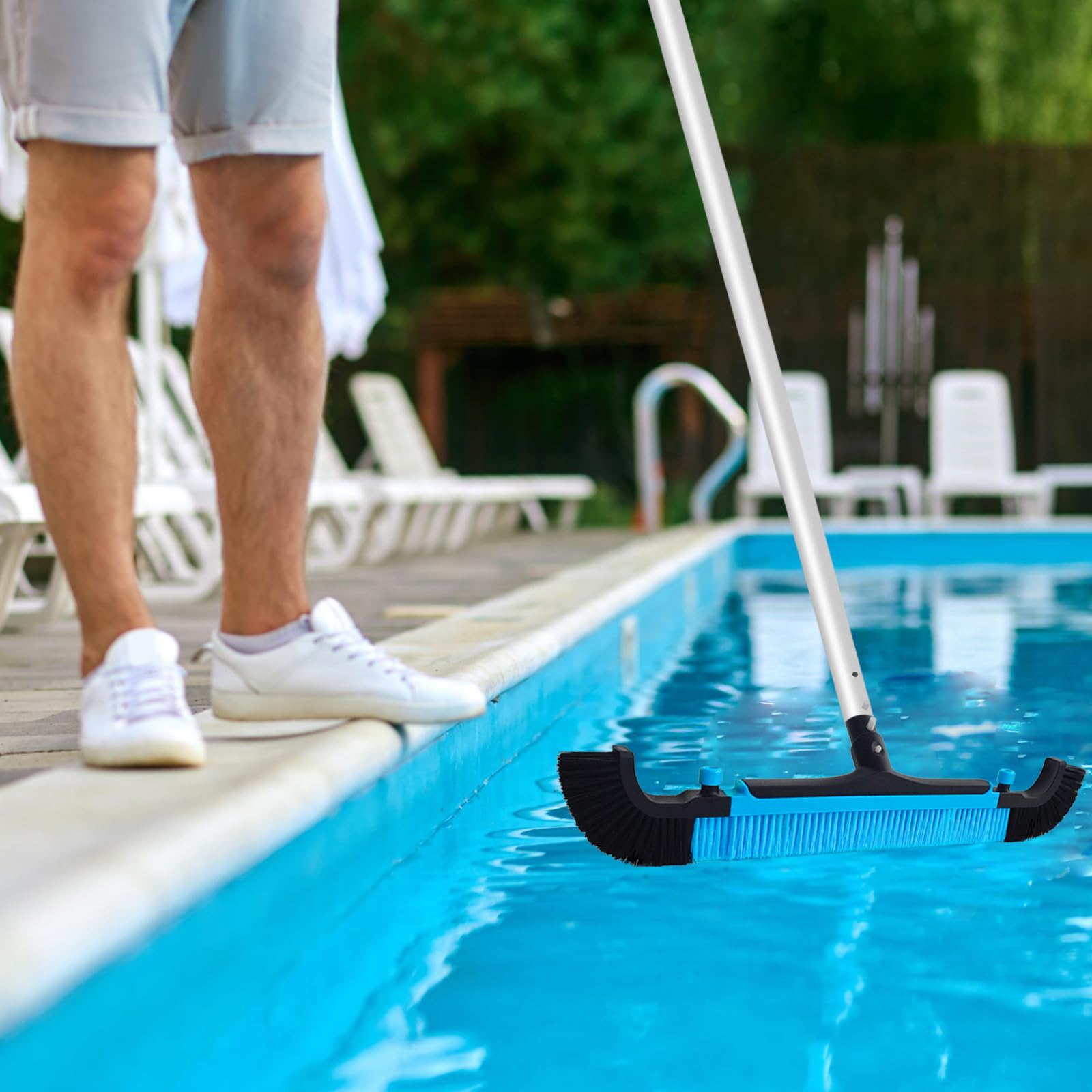Poolvio smooth curved edge detail highlighting liner-safe design and reduced tear risk