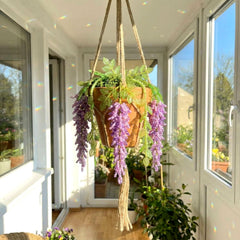 Potchen leaf bead detail highlighting realistic botanical accents benefit