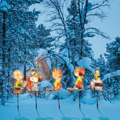 PRODUCTWORKS Peanuts in-use along a walkway guiding guests with cheerful illuminated characters