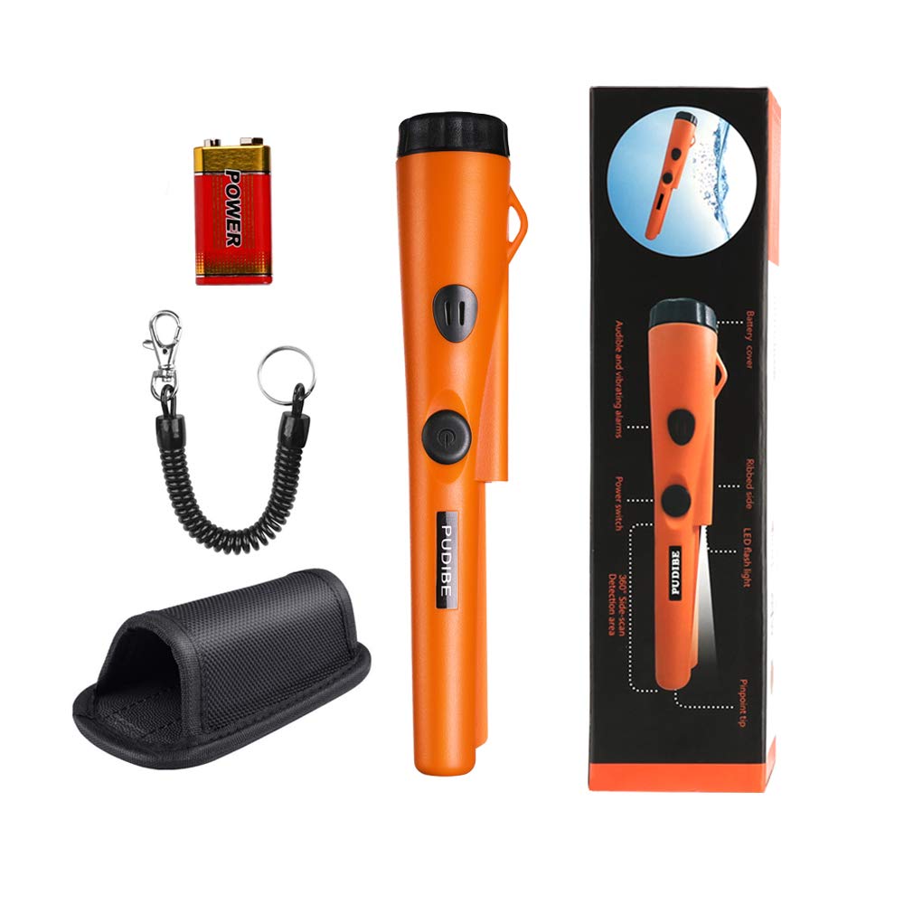 PudiBe pinpointer held in hand to show compact size and comfortable control