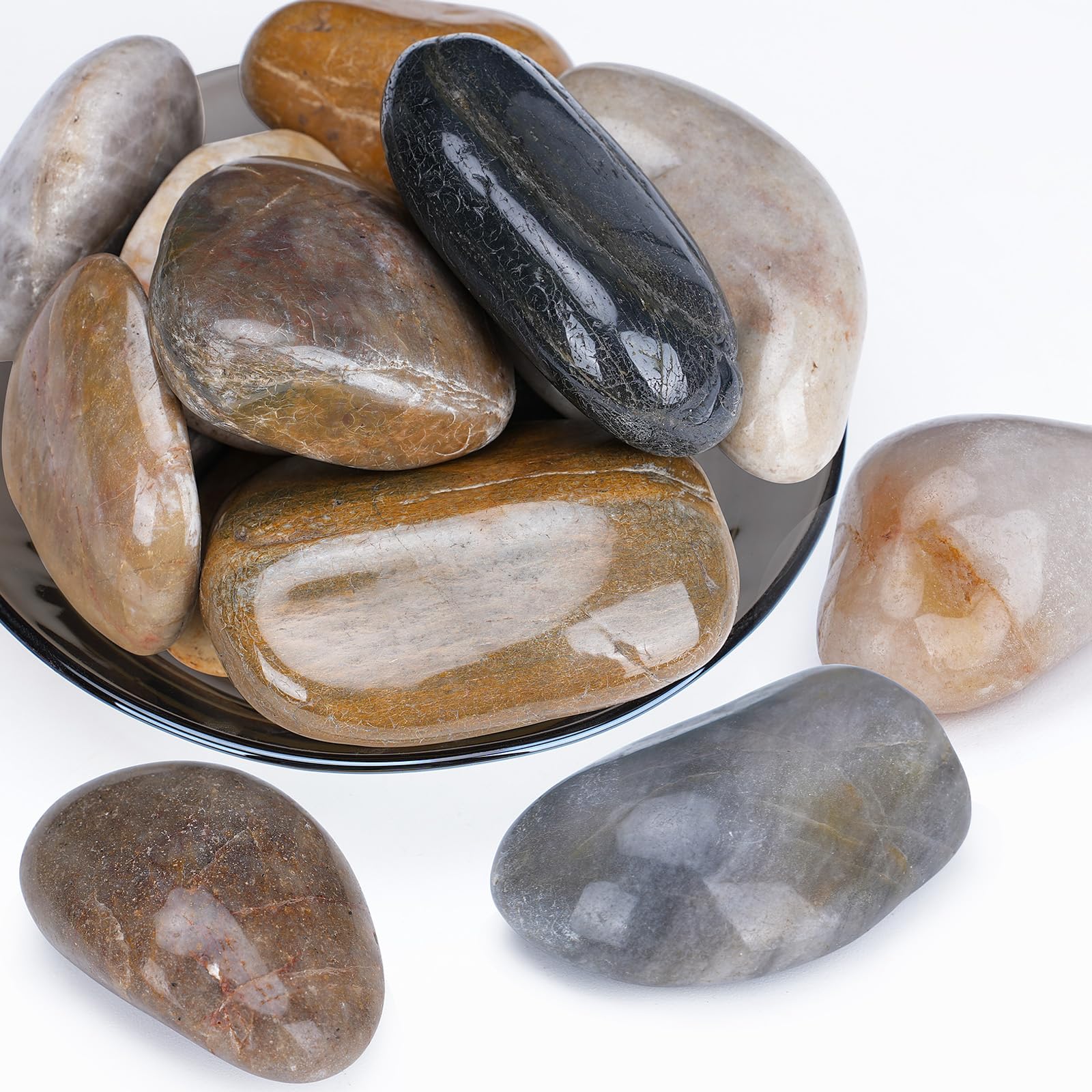 Pulovin front packaging showing 20 lb bag and polished river rocks benefit durable finish