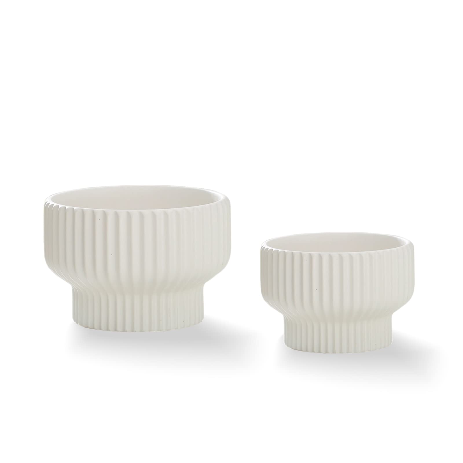 Puoyikt front view of two white ceramic pots showing clean lines and balance
