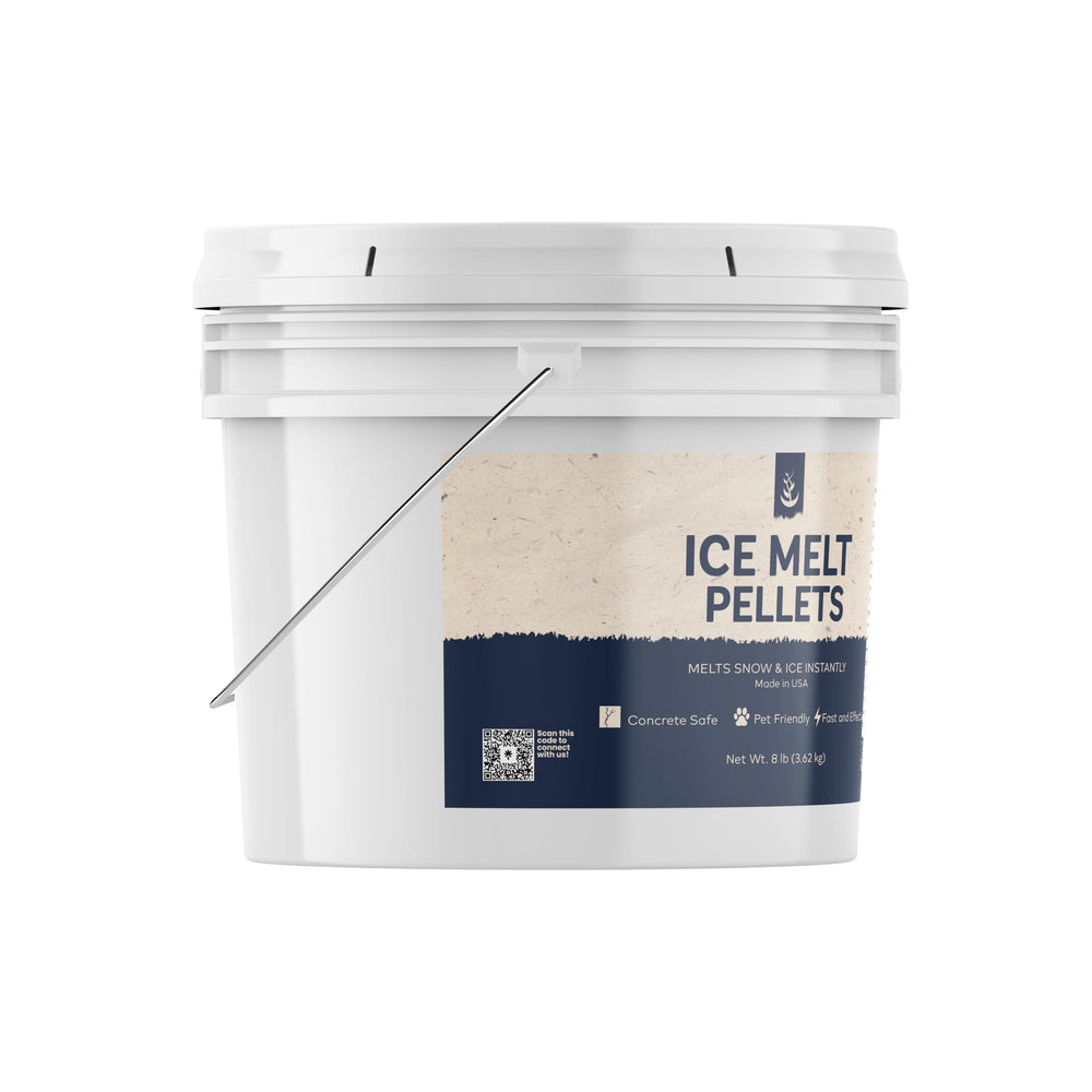PURE ORIGINAL INGREDIENTS pellet close-up texture for fast melting benefit