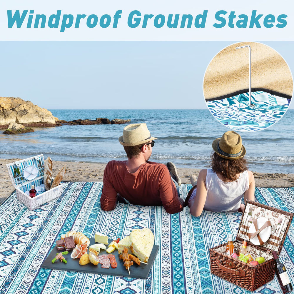 PY SUPER MODE corner pocket filled with sand to anchor blanket against wind for stability