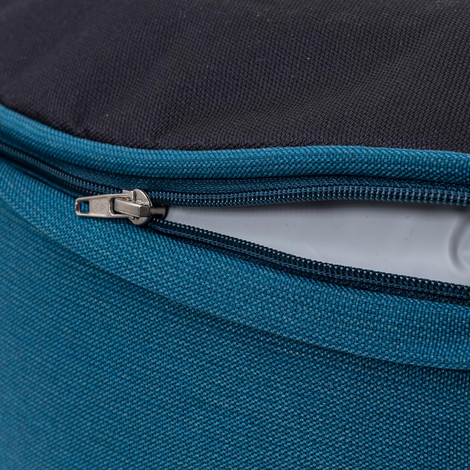 QILLOWAY deflated and folded compact for easy travel and space-saving storage