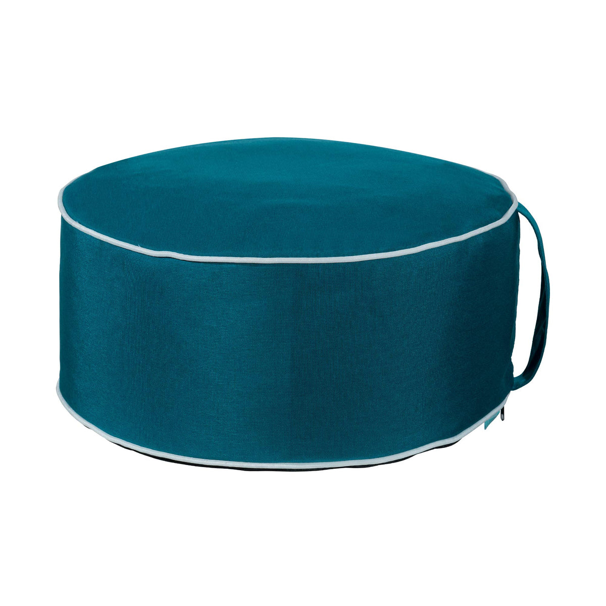 QILLOWAY front view of inflatable ottoman showing compact design and outdoor use