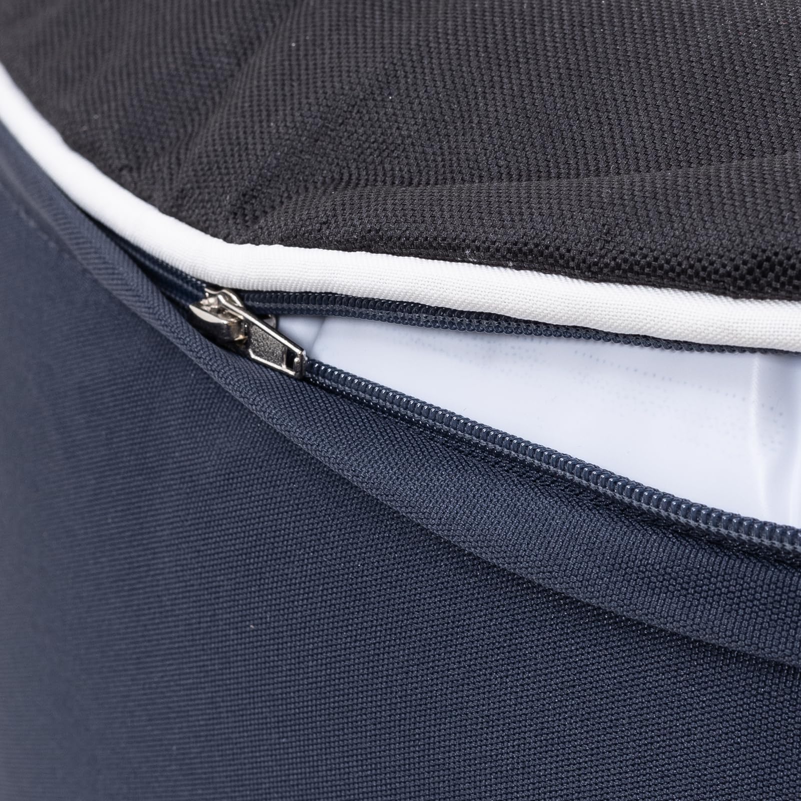 QILLOWAY deflated and folded for compact travel and easy carrying