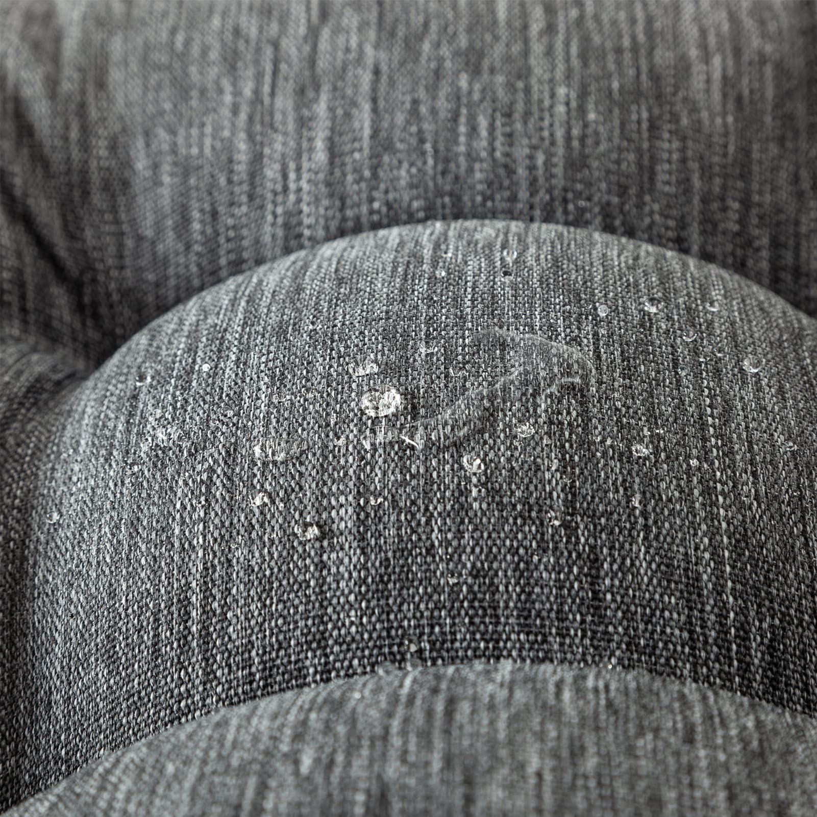 QILLOWAY cushions beside ruler illustrating dimensions and correct sizing benefit