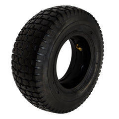 QsEzDo close-up of tread pattern demonstrating durable grip and wear resistance benefit