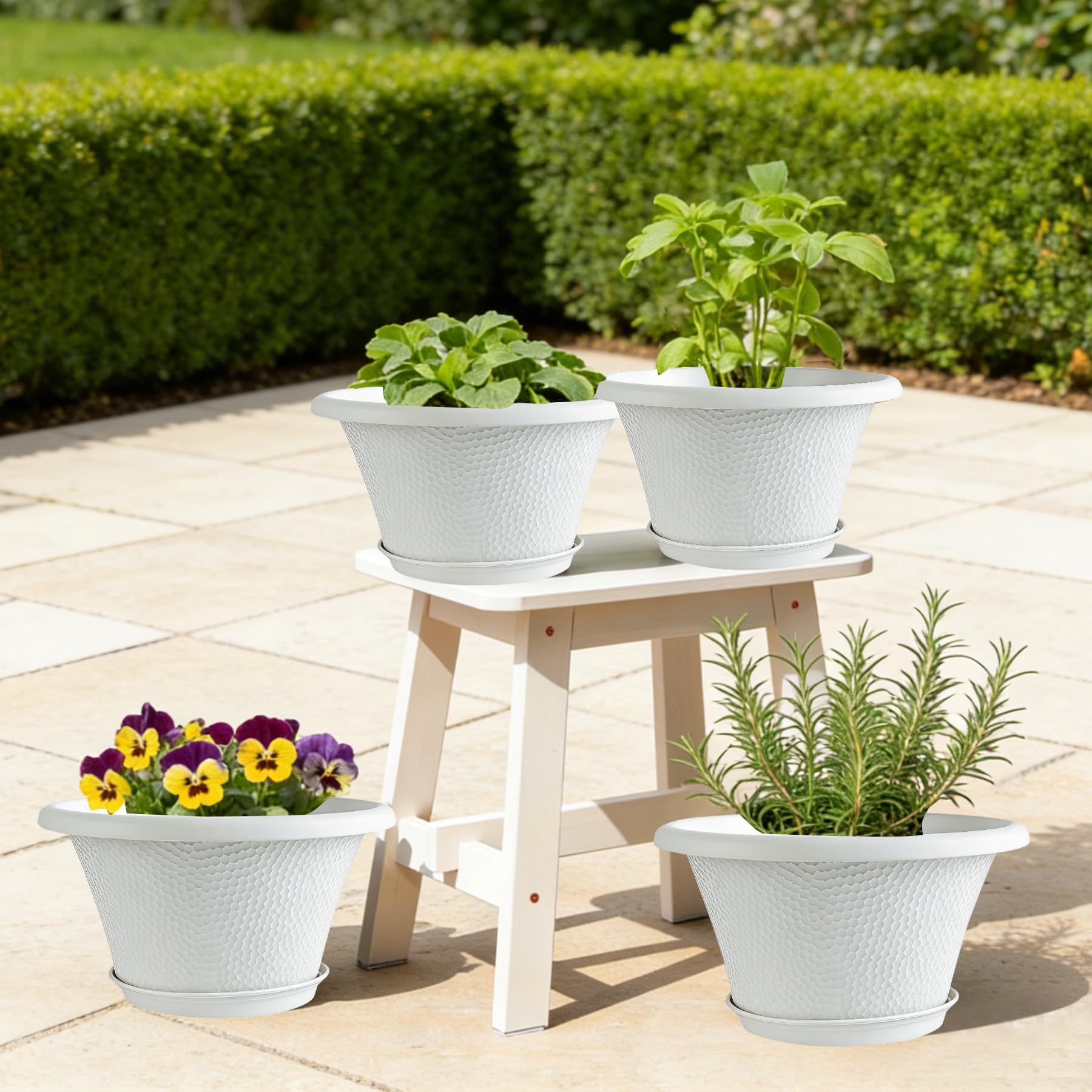 Quarut set styled on patio showing color option blending with outdoor decor