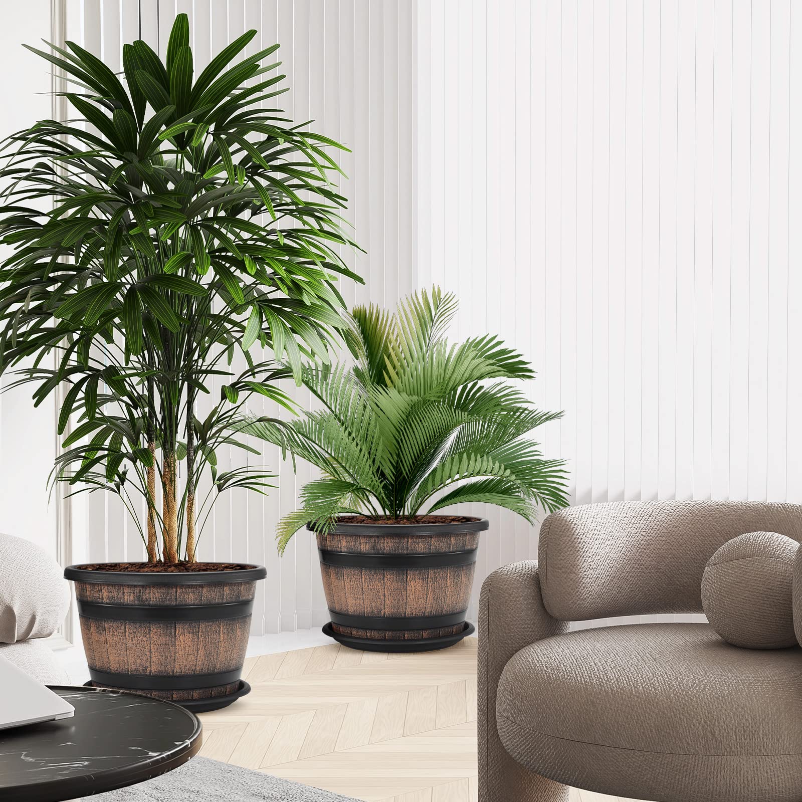 Quarut planter holding a fern on a porch demonstrating outdoor styling and weather resistance