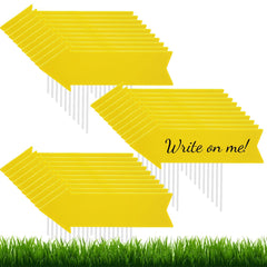 Queekay front view of 30 yellow arrow signs showing quantity and clear directions benefit