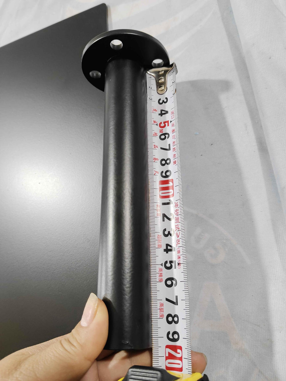 R and R Industries close-up of 1/4-inch steel thickness for long-lasting durability