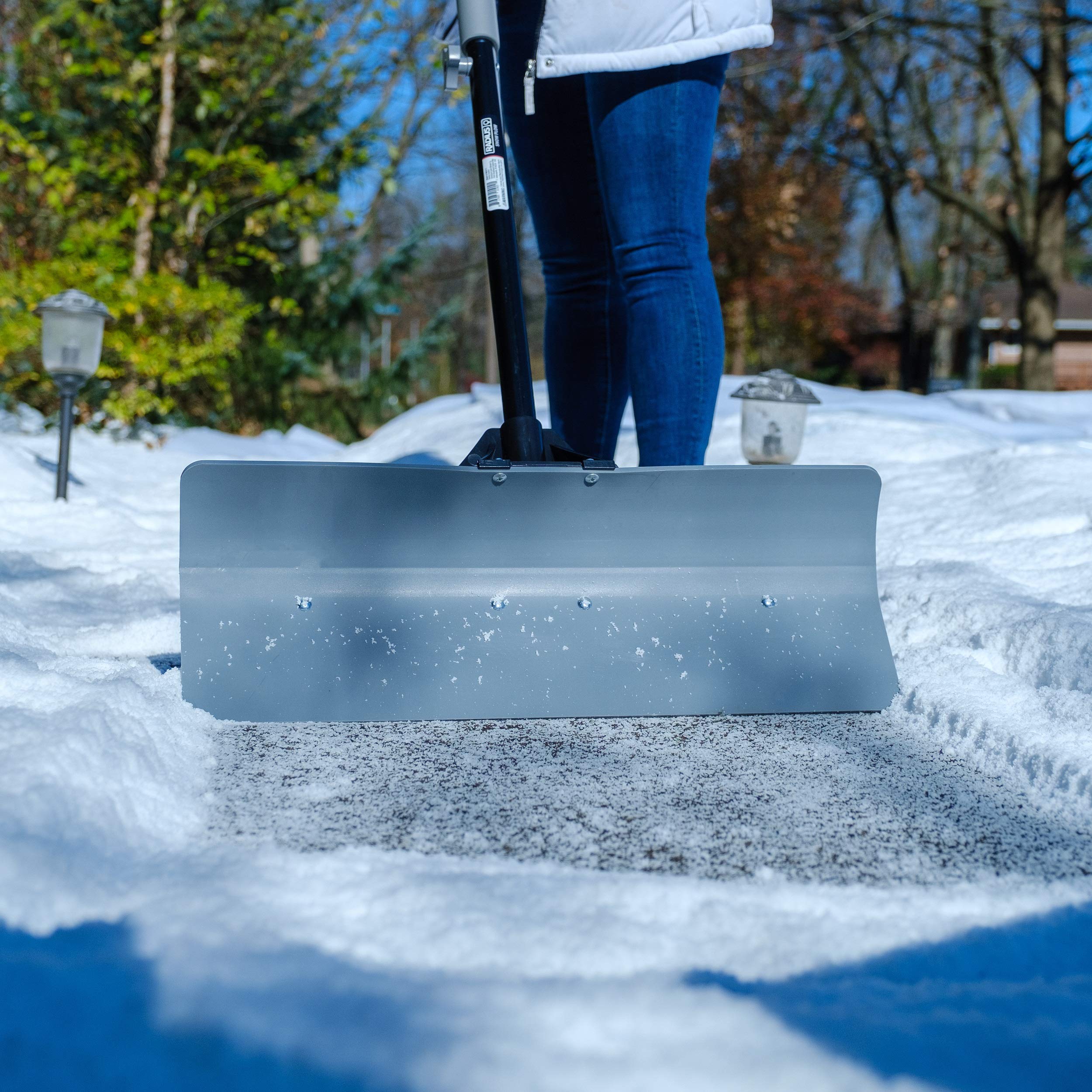 Radius Garden close-up of HDPE blade edge illustrating low-friction benefit