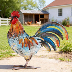 Ratuor rooster front view showing vivid color and sturdy form