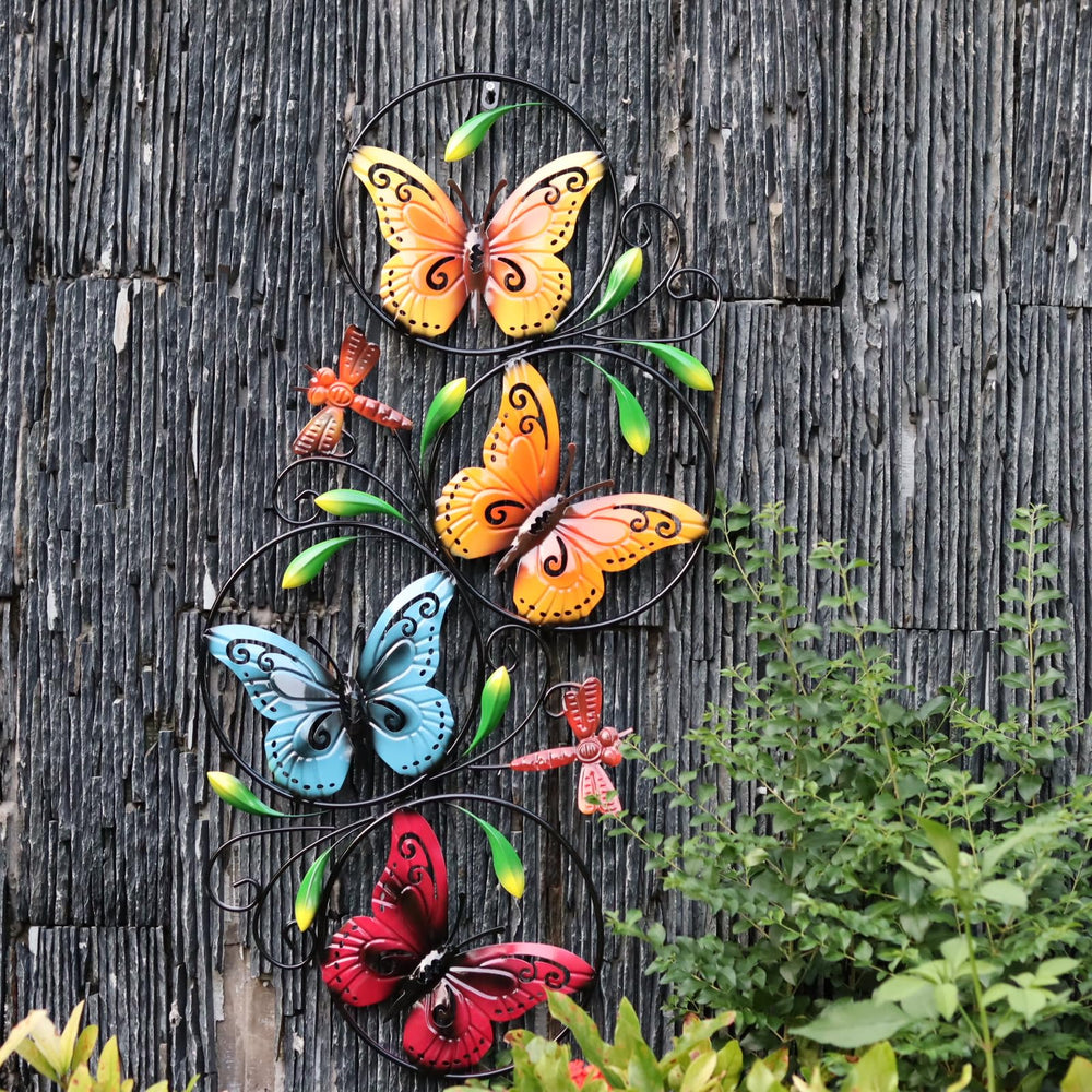 RCJSKJ mounted on a fence demonstrating outdoor use and curb appeal