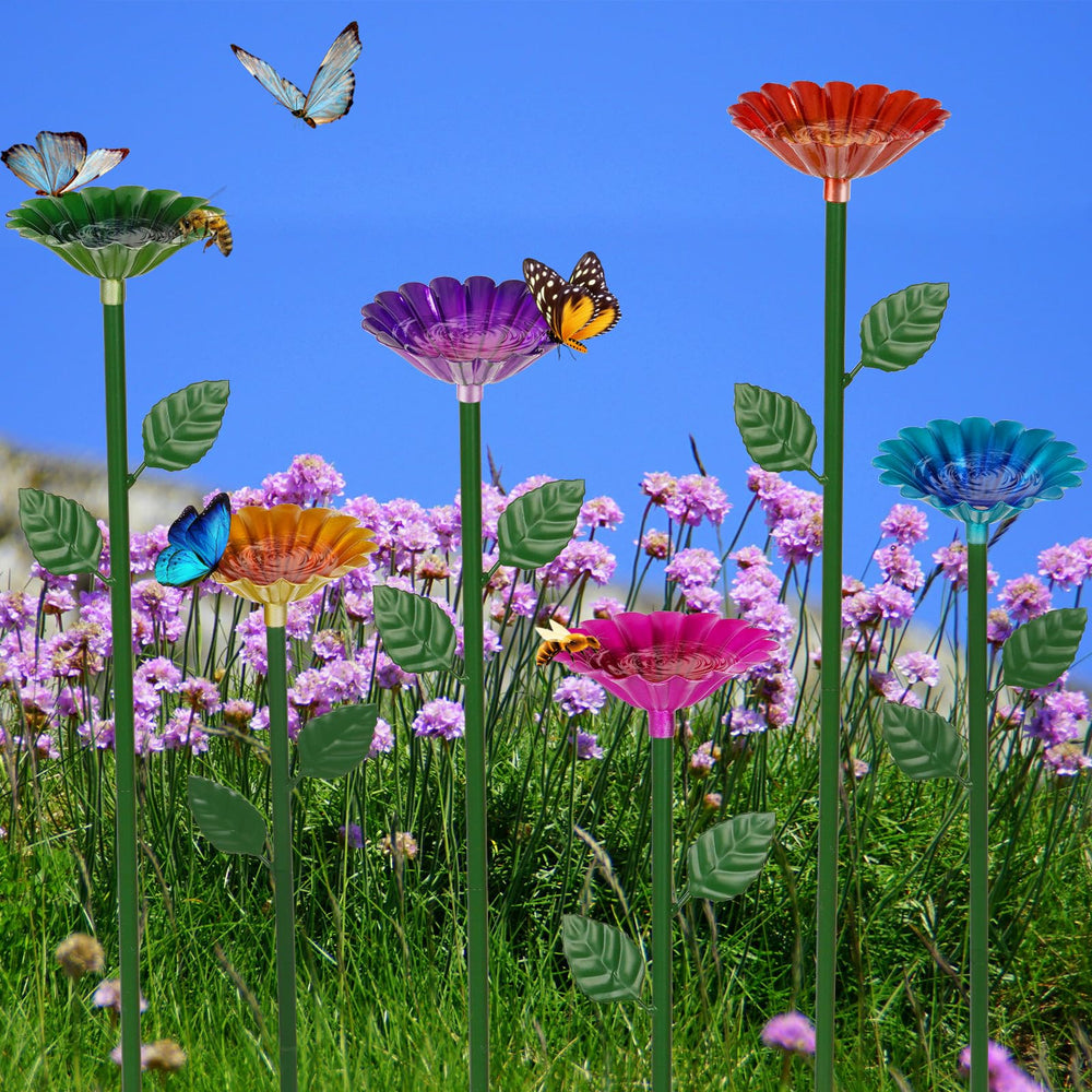 Retyion station with bee landing showing safe access to water and pollinator-friendly benefit
