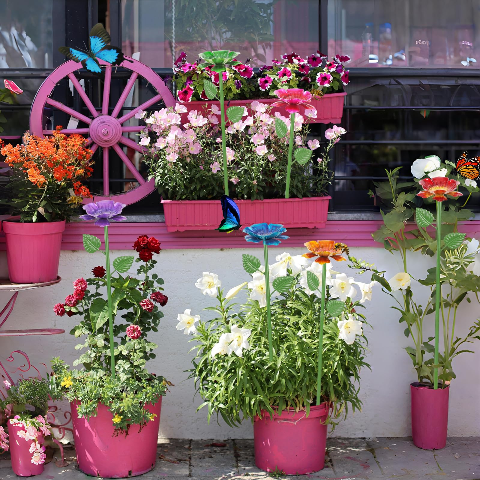 Retyion metal petal detail showing durable finish and decorative garden appeal
