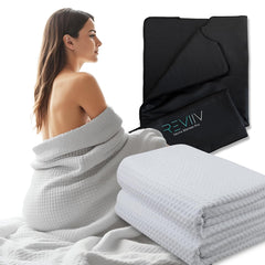 REVIIV front view of light grey towel pack shows fit and fabric benefit