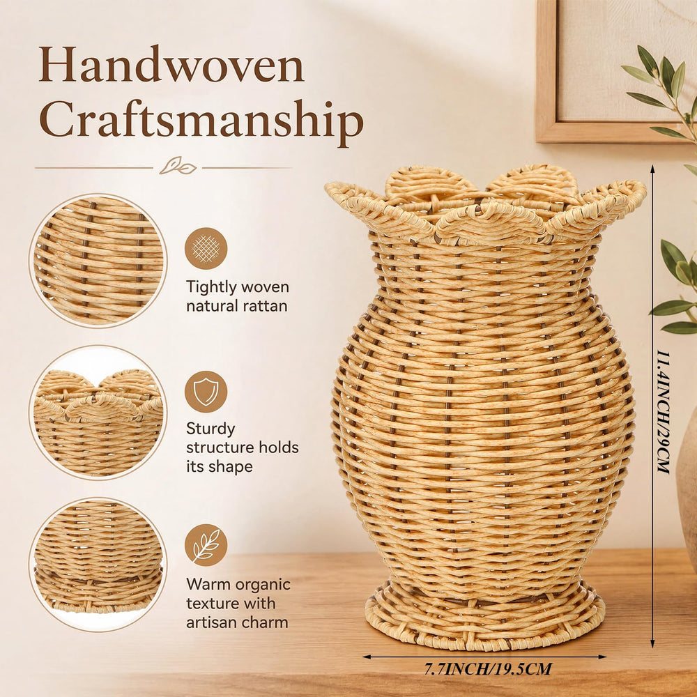 RimCereal scalloped edge detail highlighting elegant silhouette and style