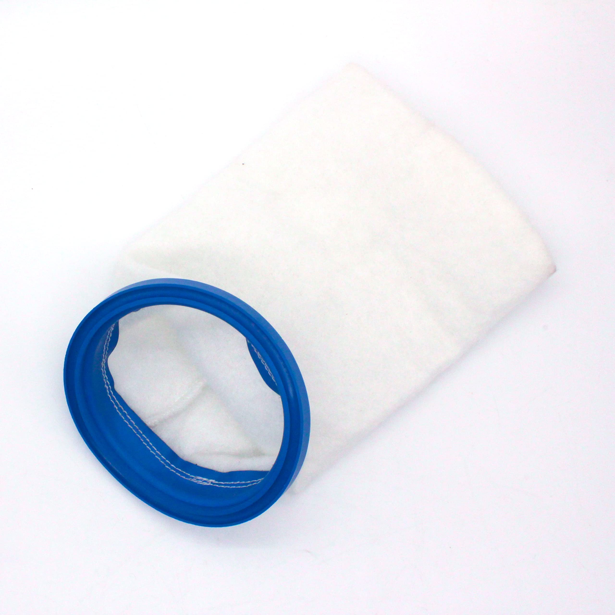 RINMEE rinsing the filter bag under a tap to show easy cleaning and reusable design