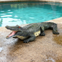 RKGOMDMU crocodile front view showing lifelike pose and instant garden impact