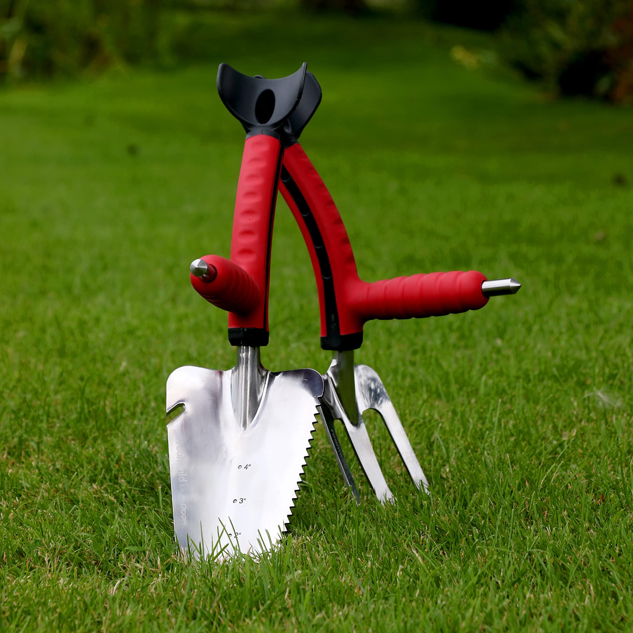 Roamwild lifestyle garden setting showing trowel ready beside plants for everyday gardening