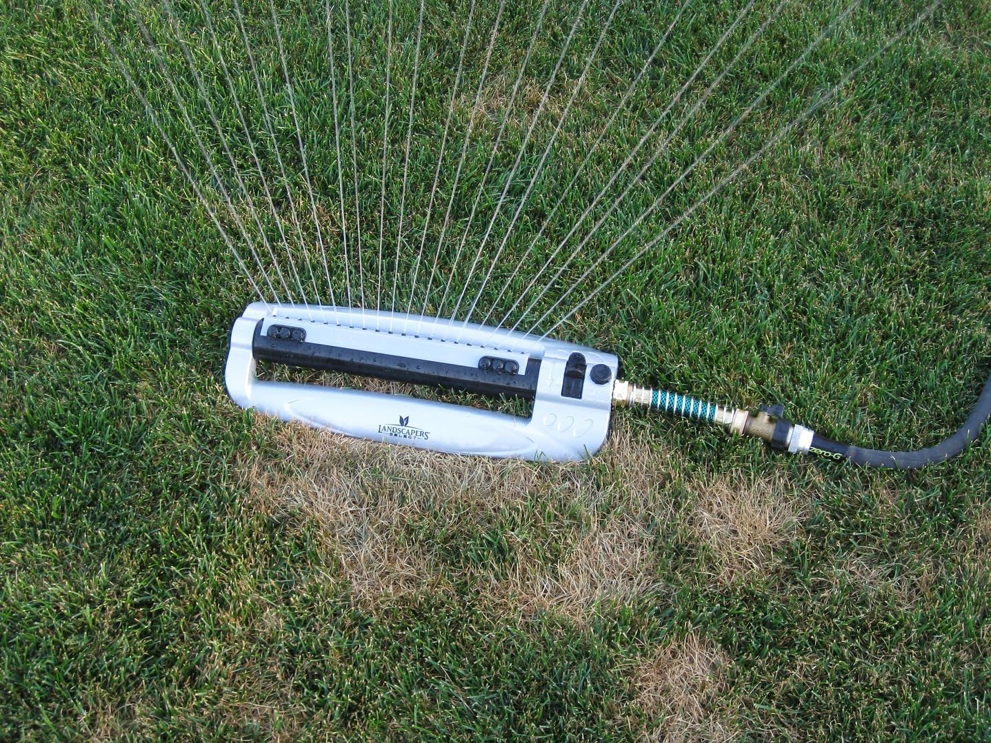 Rocky Mountain Goods close-up of hub with built-in spray-jet cleaning needle for easy maintenance
