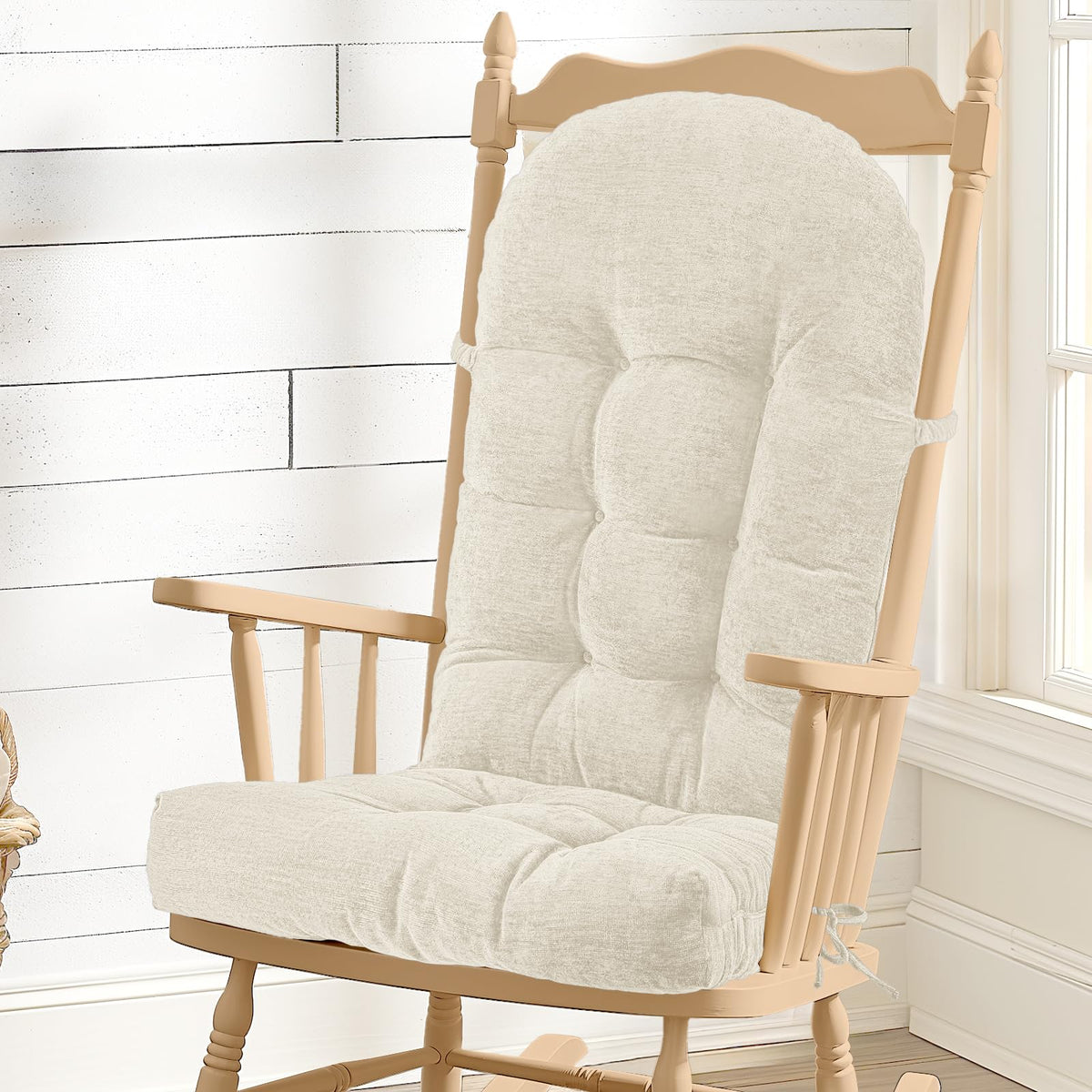 ROFIEJOX front view showing oyster white cushion, comfortable seating